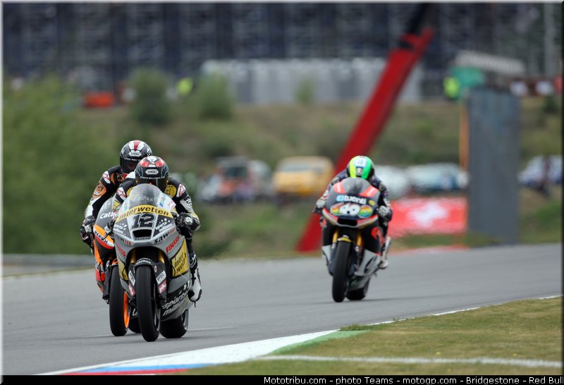 moto2_0007_republique_tcheque_brno_2012_mototribu