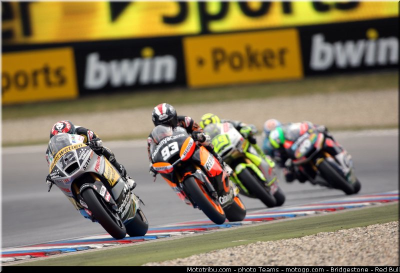 moto2_0013_republique_tcheque_brno_2012_mototribu