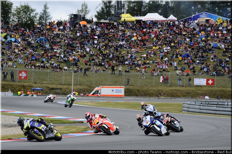 moto2_0021_republique_tcheque_brno_2012_mototribu