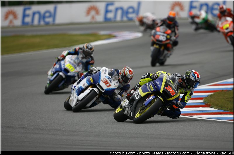 moto2_0030_republique_tcheque_brno_2012_mototribu