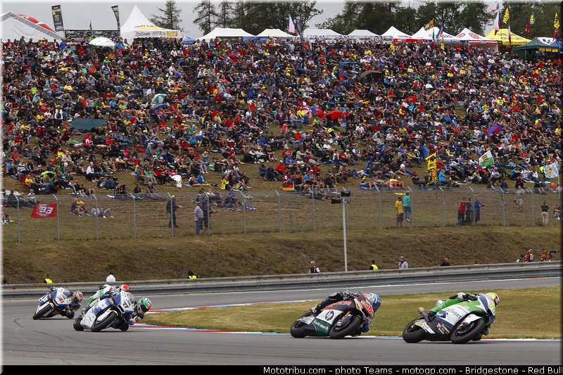 moto2_0071_republique_tcheque_brno_2012_mototribu