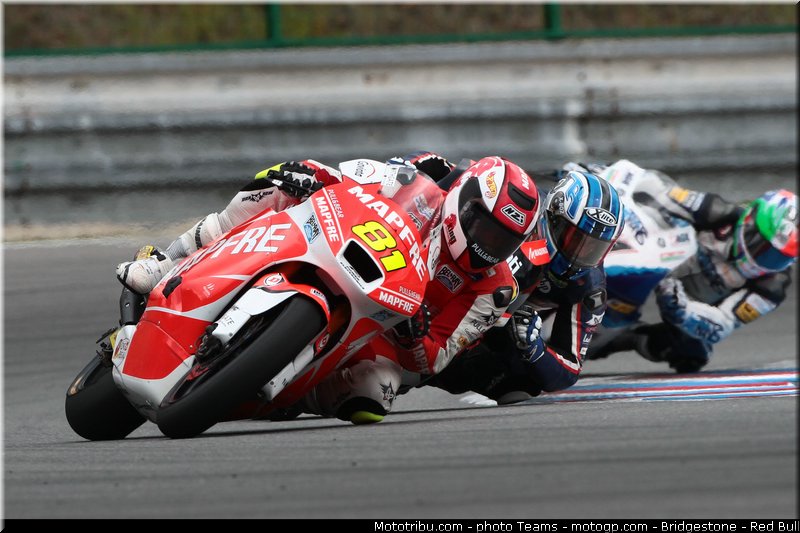 moto2_0076_republique_tcheque_brno_2012_mototribu