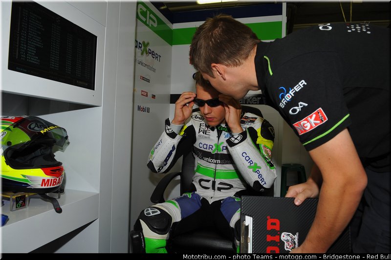 moto2_aegerter_0005_republique_tcheque_brno_2012_mototribu
