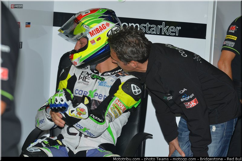 moto2_aegerter_0012_republique_tcheque_brno_2012_mototribu