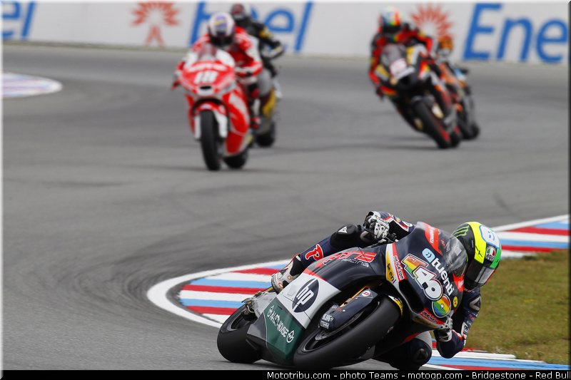 moto2_espargaro_p_0007_republique_tcheque_brno_2012_mototribu