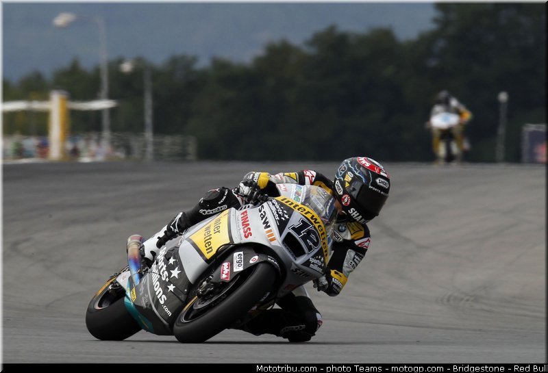 moto2_luthi_0012_republique_tcheque_brno_2012_mototribu