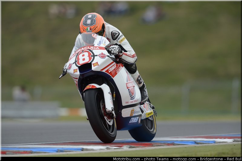 moto2_rea_0014_republique_tcheque_brno_2012_mototribu
