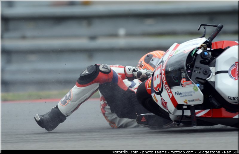 moto2_rea_0020_republique_tcheque_brno_2012_mototribu