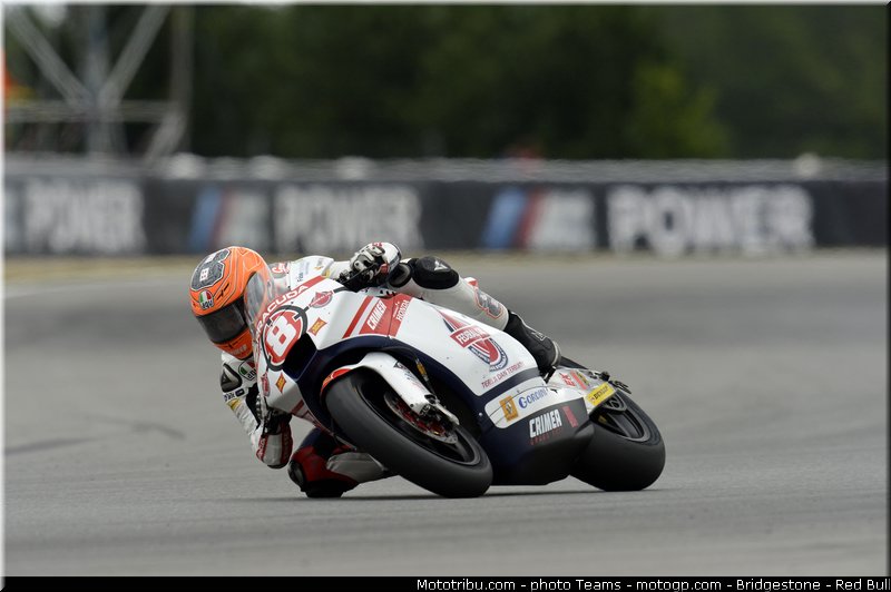 moto2_rea_0022_republique_tcheque_brno_2012_mototribu