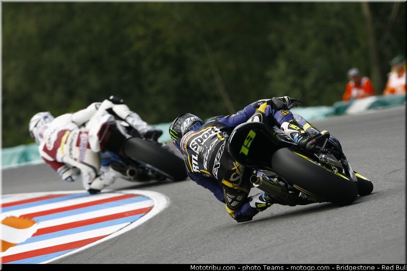 moto2_simeon_0001_republique_tcheque_brno_2012_mototribu