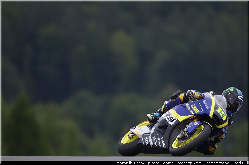 moto2_simeon_0018_republique_tcheque_brno_2012_mototribu