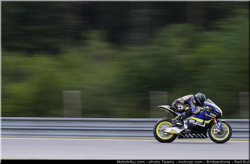 moto2_simeon_0024_republique_tcheque_brno_2012_mototribu
