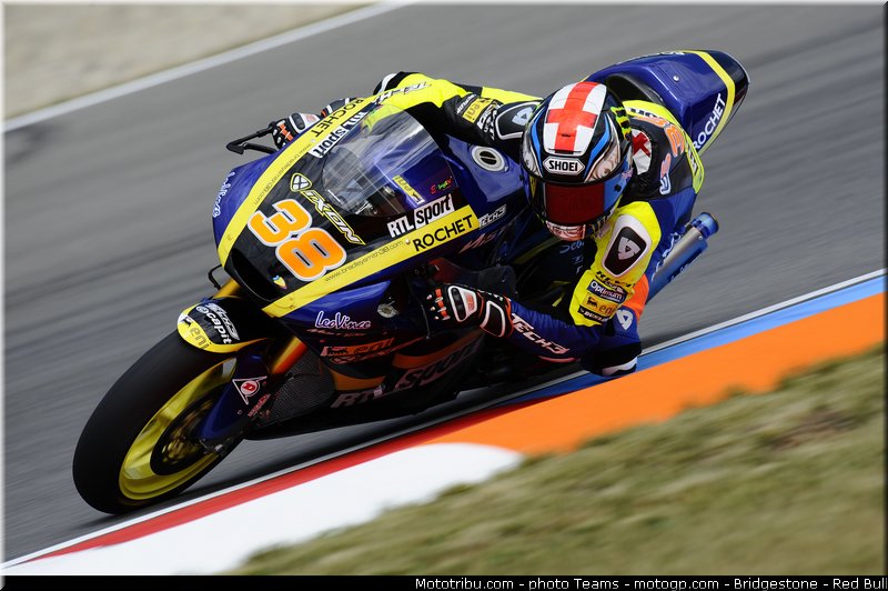 moto2_smith_0010_republique_tcheque_brno_2012_mototribu