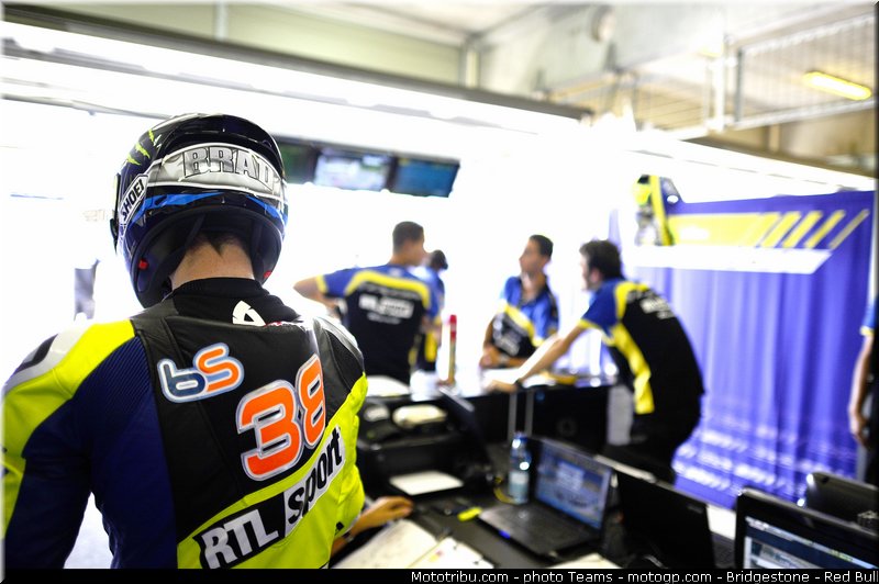 moto2_smith_0015_republique_tcheque_brno_2012_mototribu