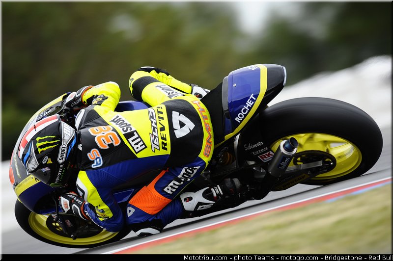 moto2_smith_0018_republique_tcheque_brno_2012_mototribu