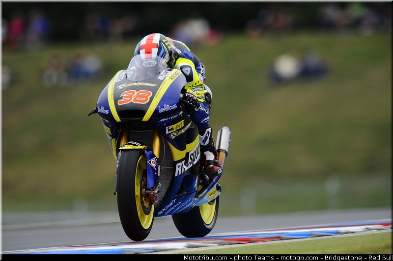 moto2_smith_0019_republique_tcheque_brno_2012_mototribu