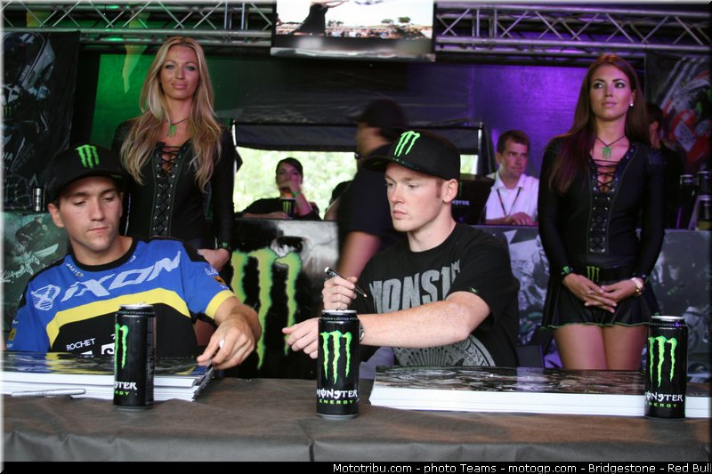 moto2_tech3_0001_republique_tcheque_brno_2012_mototribu
