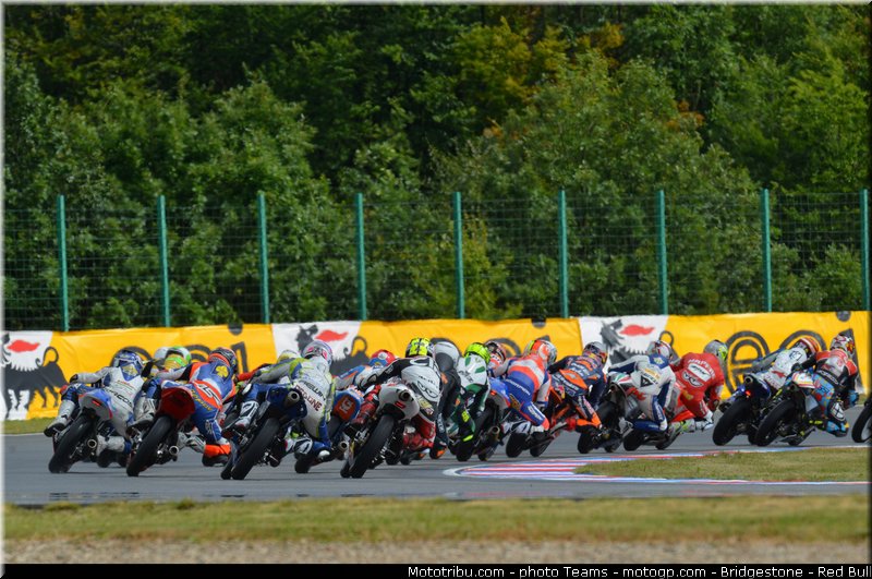 moto3_0001_republique_tcheque_brno_2012_mototribu