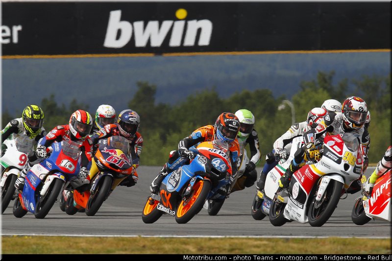 moto3_0002_republique_tcheque_brno_2012_mototribu