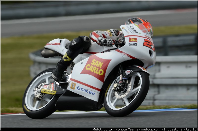moto3_antonelli_0018_republique_tcheque_brno_2012_mototribu