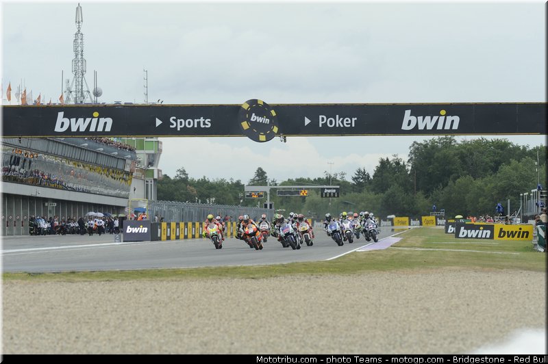 motogp_0003_republique_tcheque_brno_2012_mototribu