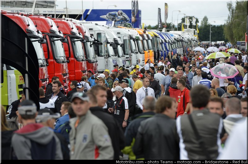 motogp_ambiance_0001_republique_tcheque_brno_2012_mototribu