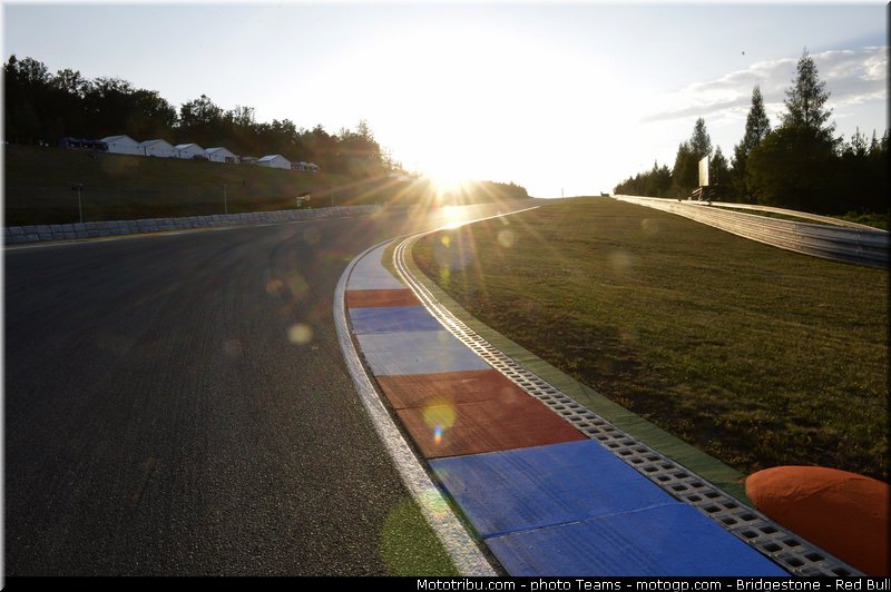 motogp_ambiance_0004_republique_tcheque_brno_2012_mototribu