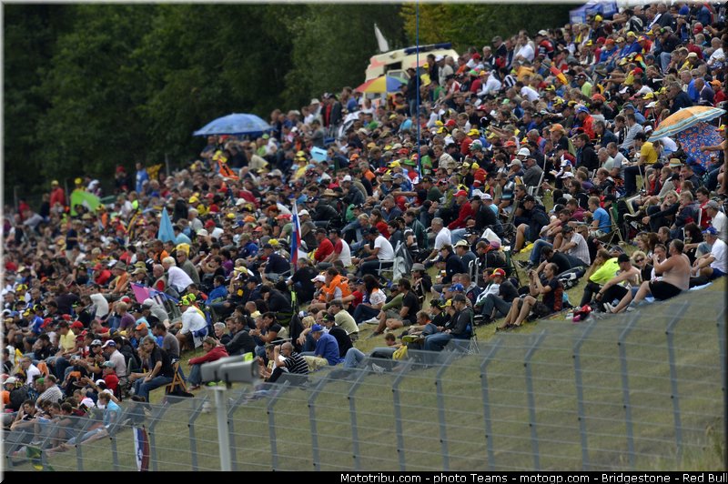 motogp_ambiance_0009_republique_tcheque_brno_2012_mototribu