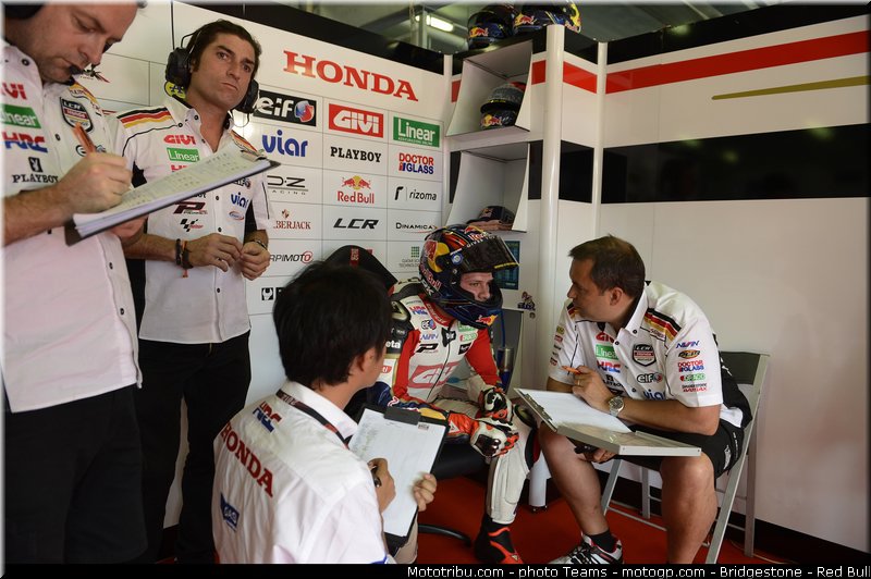 motogp_bradl_0012_republique_tcheque_brno_2012_mototribu