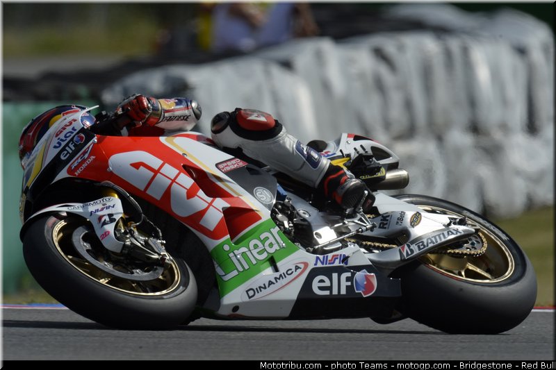 motogp_bradl_0019_republique_tcheque_brno_2012_mototribu
