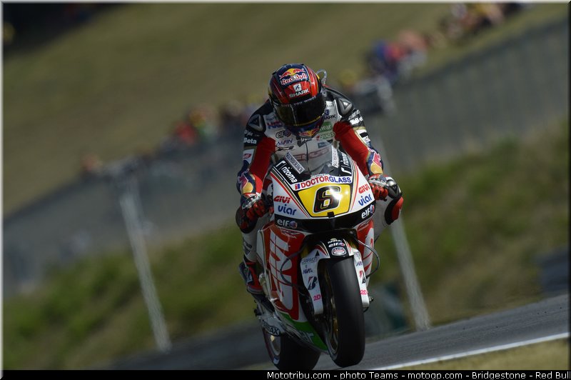 motogp_bradl_0023_republique_tcheque_brno_2012_mototribu