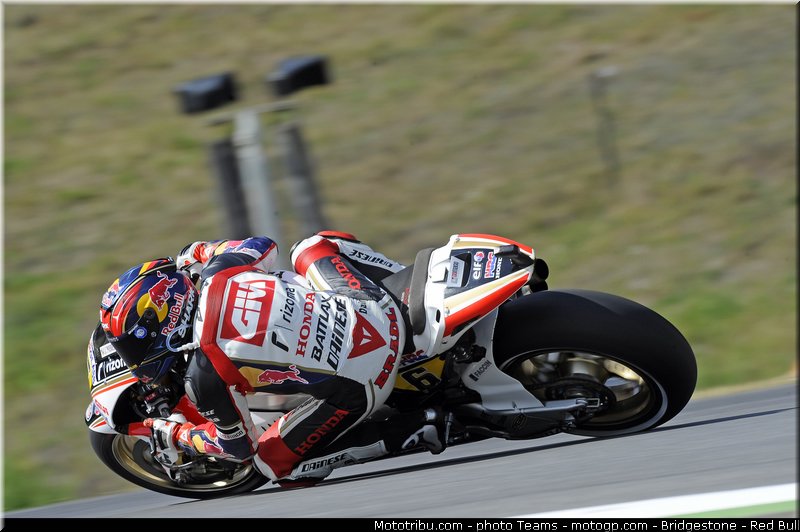 motogp_bradl_0028_republique_tcheque_brno_2012_mototribu
