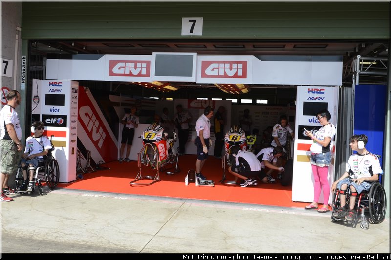 motogp_bradl_0041_republique_tcheque_brno_2012_mototribu