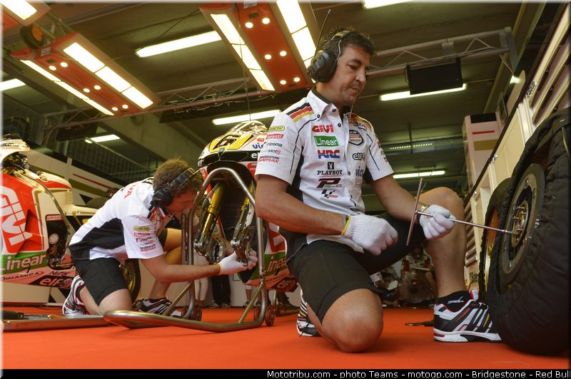 motogp_bradl_0047_republique_tcheque_brno_2012_mototribu