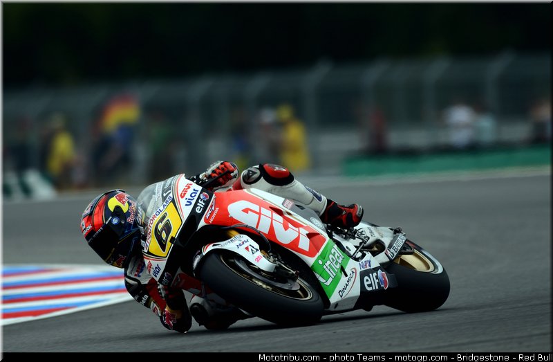 motogp_bradl_0061_republique_tcheque_brno_2012_mototribu
