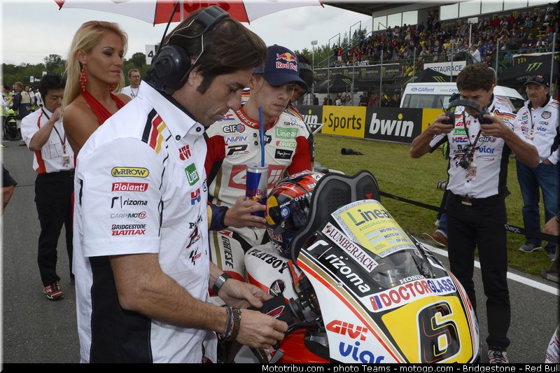motogp_bradl_0081_republique_tcheque_brno_2012_mototribu