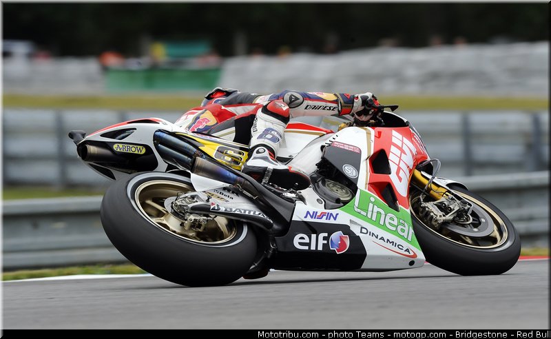 motogp_bradl_0084_republique_tcheque_brno_2012_mototribu