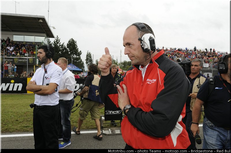 motogp_bridgestone_0001_republique_tcheque_brno_2012_mototribu