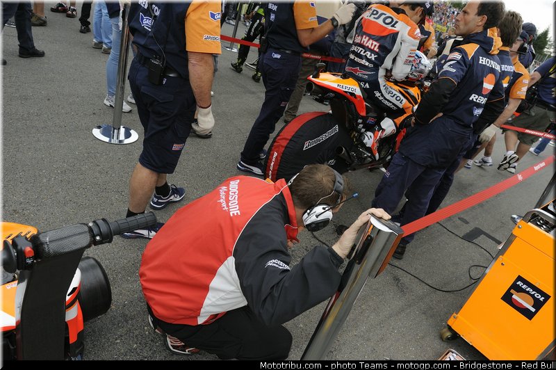 motogp_bridgestone_0003_republique_tcheque_brno_2012_mototribu