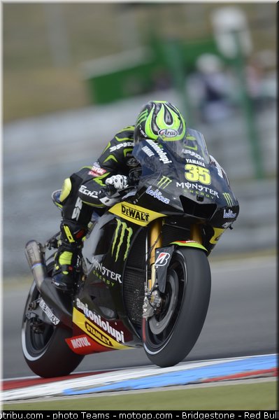 motogp_crutchlow_0014_republique_tcheque_brno_2012_mototribu