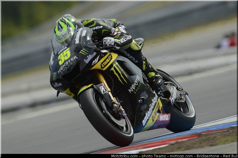 motogp_crutchlow_0016_republique_tcheque_brno_2012_mototribu