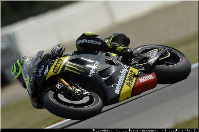 motogp_crutchlow_0018_republique_tcheque_brno_2012_mototribu