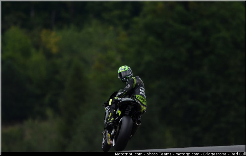 motogp_crutchlow_0029_republique_tcheque_brno_2012_mototribu