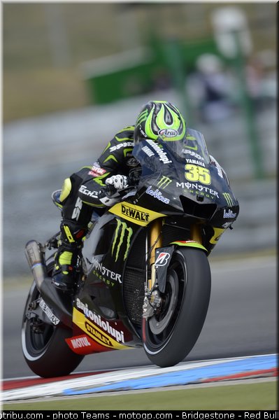 motogp_crutchlow_0049_republique_tcheque_brno_2012_mototribu