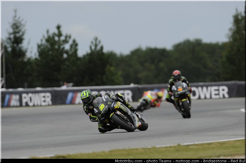 motogp_crutchlow_0052_republique_tcheque_brno_2012_mototribu