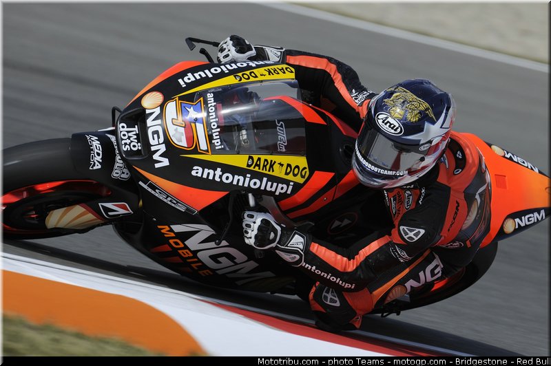 motogp_edwards_0004_republique_tcheque_brno_2012_mototribu