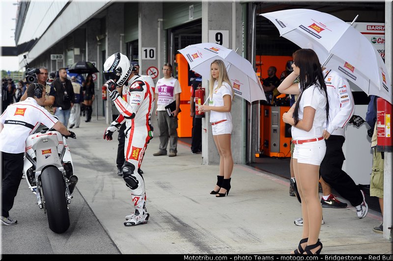 motogp_pitbabe_0056_republique_tcheque_brno_2012_mototribu