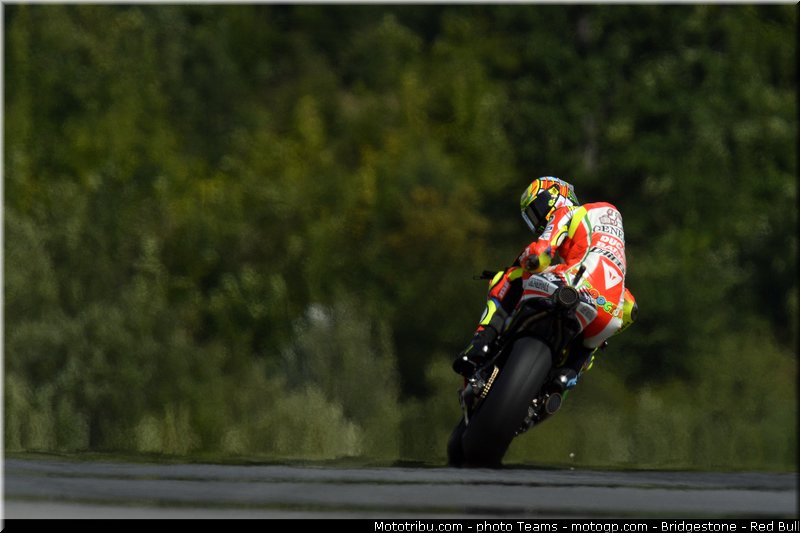 motogp_rossi_0032_republique_tcheque_brno_2012_mototribu