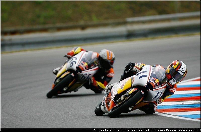 red_bull_rookie_cup_0002_republique_tcheque_brno_2012_mototribu