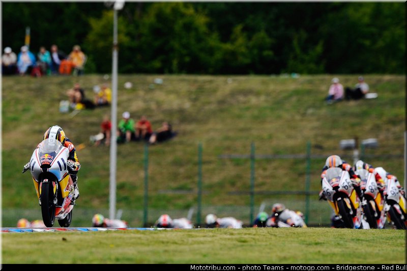 red_bull_rookie_cup_0006_republique_tcheque_brno_2012_mototribu